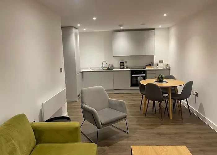 Luxury 2 Bedroom Apartment In The Heart Of Manchester